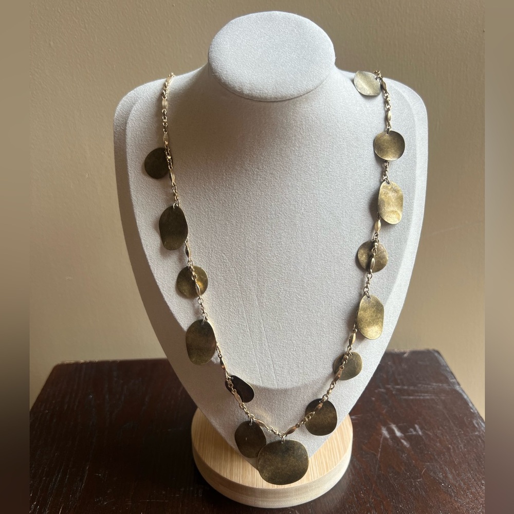 Vintage Gold Tone Circle Necklace